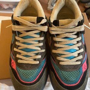 GUCCI calfskin suede sneaker size 38